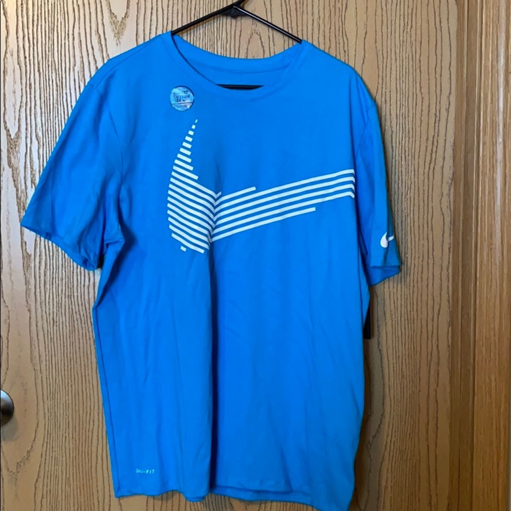 Nike T
